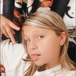 Meet your Posher, Lucy